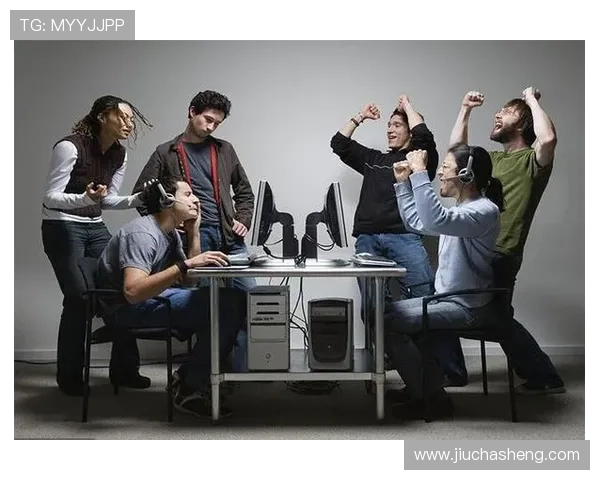 全面解析真人竞技游戏的玩法技巧与策略，助你轻松成为游戏中的顶尖玩家